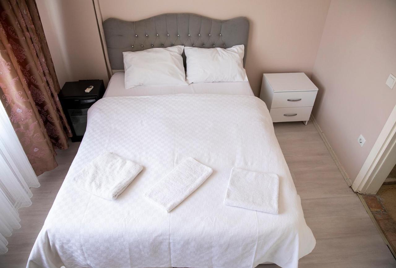 Liya Boutique Hotel Istanbul Bagian luar foto